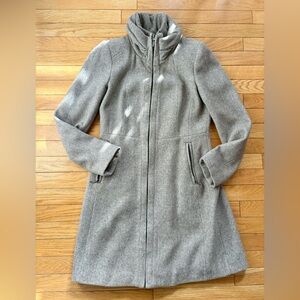 Zara Women's 50% Wool Peacoat in Oatmeal and Cream